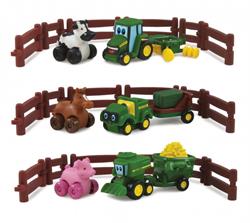 John-Deere-farm-adventure-playset-lille-per-seng.dk