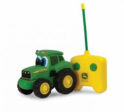 johndeere-fjernstyret-johnny-traktor-lille-per-seng.dk